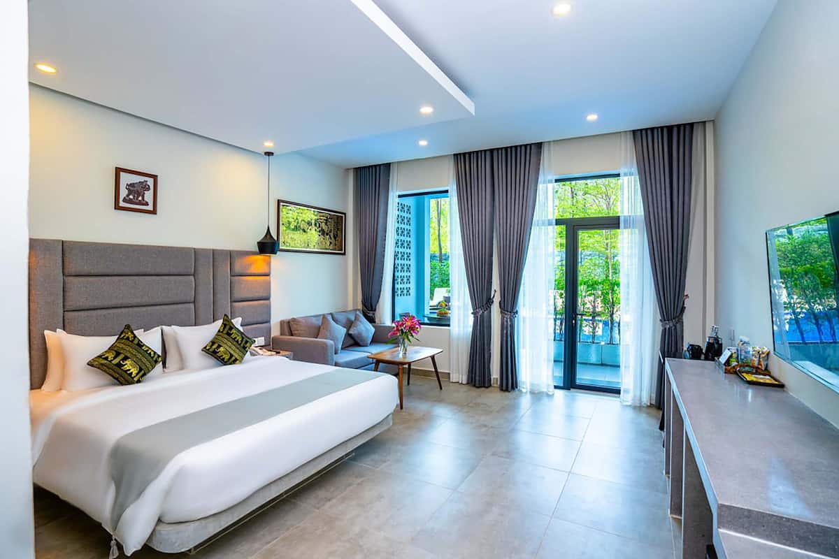 2 habitaciones, minibar y caja de seguridad en la habitación