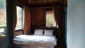 Comfort tweepersoonskamer, voor 1 persoon | Bedden met traagschuimmatrassen, gratis wifi, beddengoed