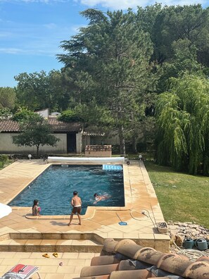 Piscine extérieure