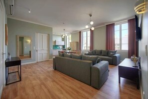 TV - Oasis du Sud 4 beds 4 baths 10 min from Palais (Cannes)