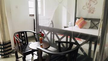 Deluxe-dobbeltværelse | Spisning på værelset