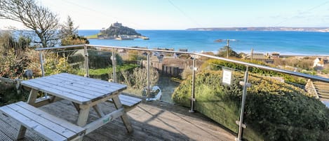 Cottage | Property grounds