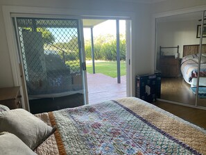 2 Schlafzimmer, Bügeleisen/Bügelbrett, Reisekinderbett, kostenloses WLAN