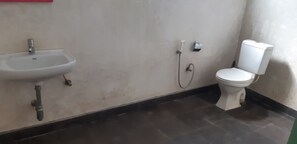 Shower, towels, soap, shampoo