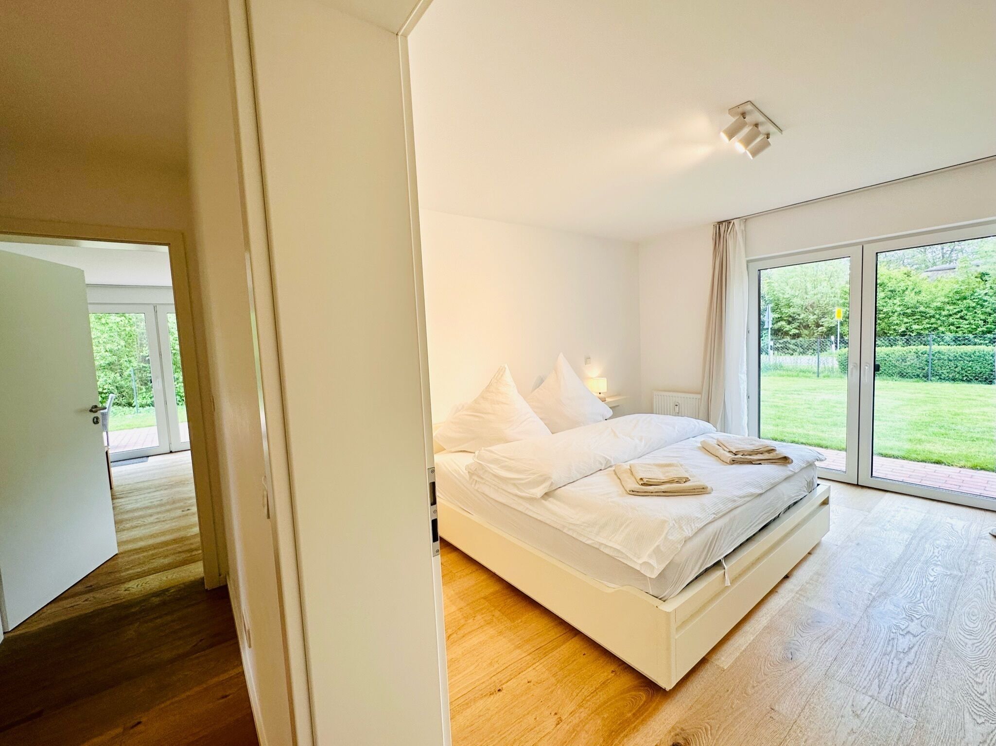 3 Schlafzimmer, Schreibtisch, Reisekinderbett, kostenloses WLAN