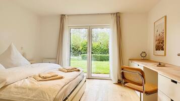 3 Schlafzimmer, Schreibtisch, Reisekinderbett, kostenloses WLAN