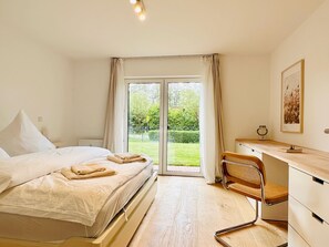 3 Schlafzimmer, Schreibtisch, Reisekinderbett, kostenloses WLAN