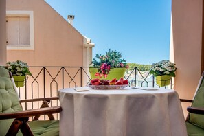 Habitació doble Deluxe | Terrassa o pati