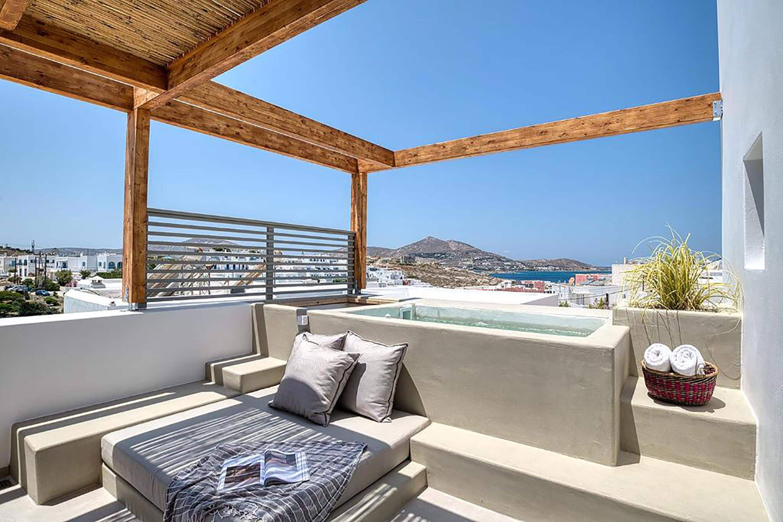 Sviitti, merinäköala | Parveke