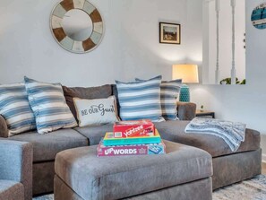 Een televisie en een kantoor