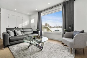 Smart TV, offices