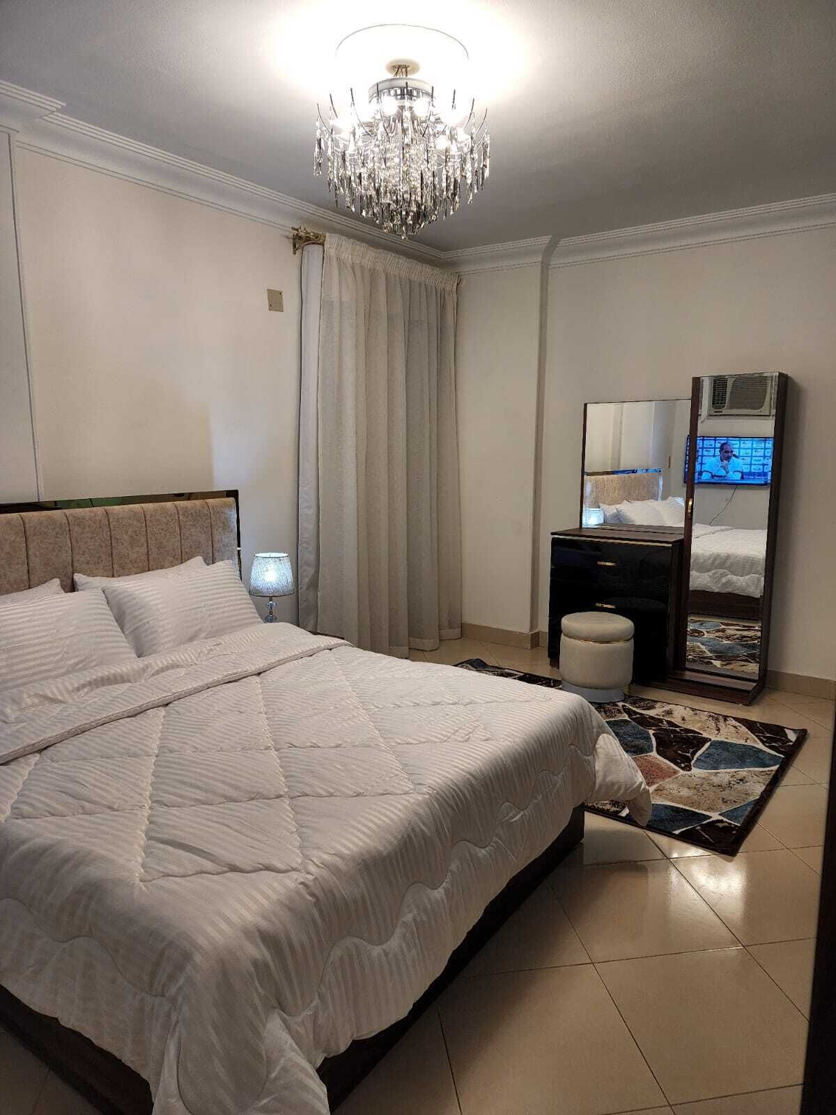 2 habitaciones, wifi gratis y ropa de cama 