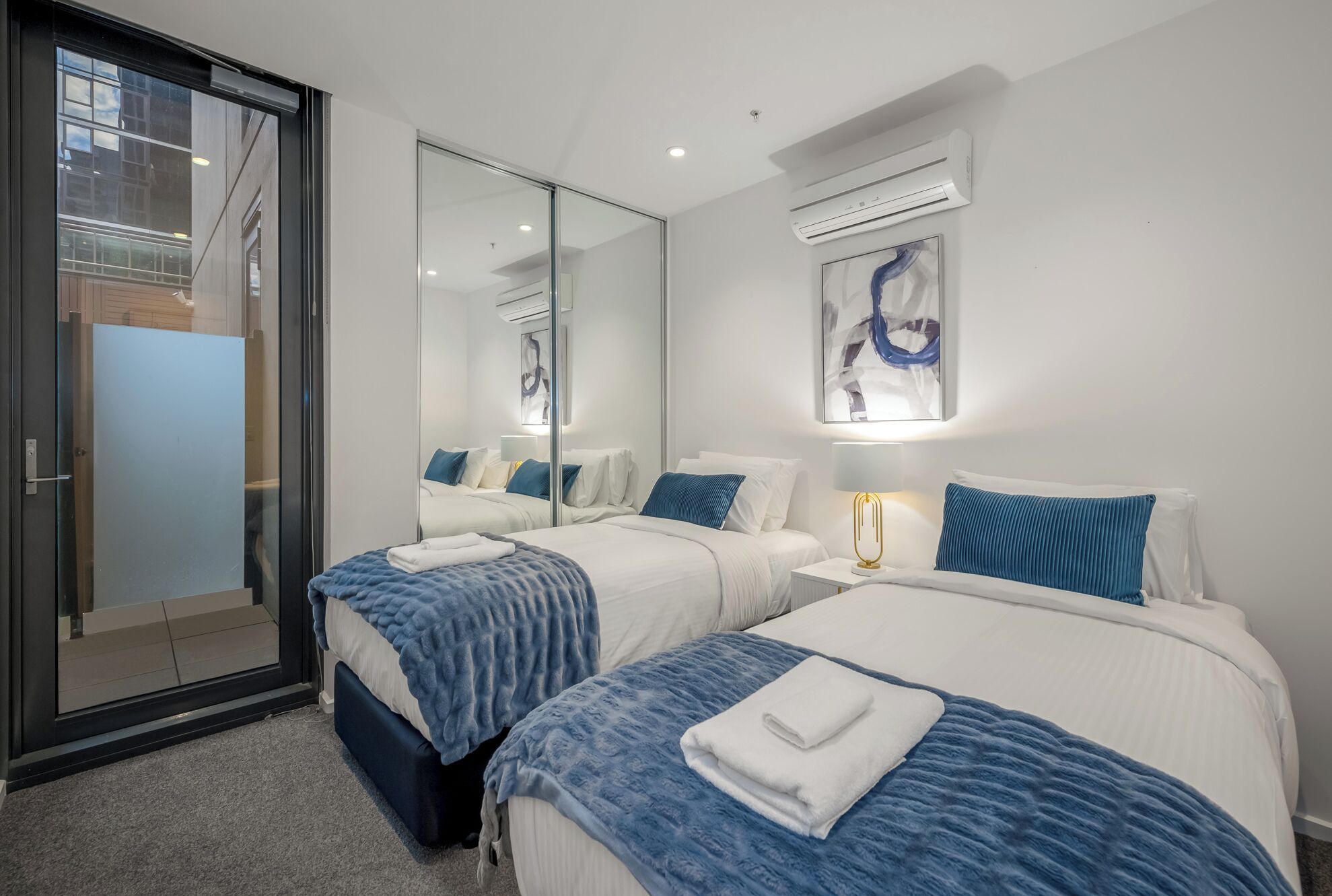 3 bedrooms, iron/ironing board, WiFi