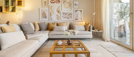 Smart-TV, Kamin, Videospiele