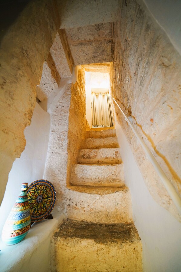 Escaleras con barandal