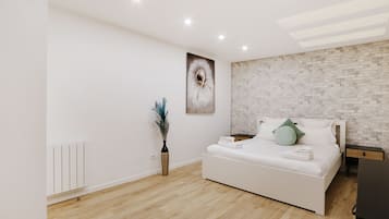 2 bedrooms, iron/ironing board, travel crib, WiFi