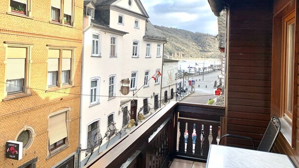 Unclassified image, 1 of 52, button - Hotel zur Loreley (Sankt Goar)