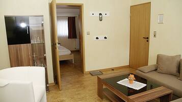 Allergikerbettwaren, Zimmersafe, individuell eingerichtet