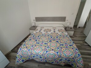 3 bedrooms, WiFi, bed sheets