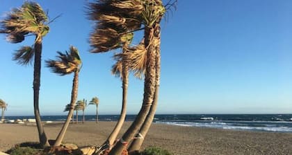Cozy apartment 2 minutes walk from the beach