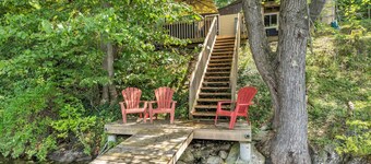 Black Rapids Retreat | Waterfront Cozy Cottage
