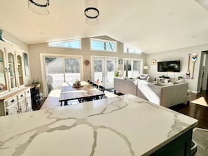 Interior - The Riverside Retreat | Beach, Kayaks, Fire Pit (Gananoque)