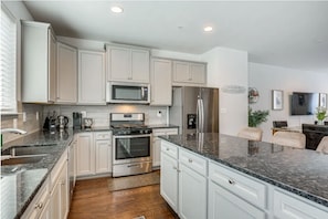 Fridge, microwave, oven, stovetop - Stunning four-bedroom town home located in Millersville (Millersville)