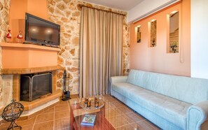 Fernseher, Kamin, DVD-Player, Stereoanlage