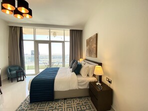 In-room safe, individually decorated, individually furnished - LuxBnB Ghalia Jumeirah Village Circle (Dubai)