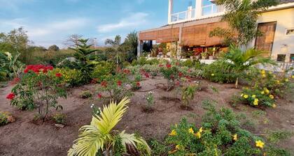 Casa Atalaya - 2 BR seaview Home at Calatagan