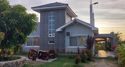 Casa Atalaya - 2 BR seaview Home at Calatagan