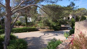 Enceinte de lâhĂ©bergement