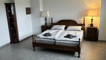 3 chambres, lit parapluie, Wi-Fi gratuit, draps fournis