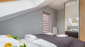 1 bedroom, bed sheets - With Balcony Rybacka by Renters (Dziwnów)