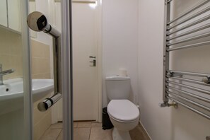 Apartment | Bathroom