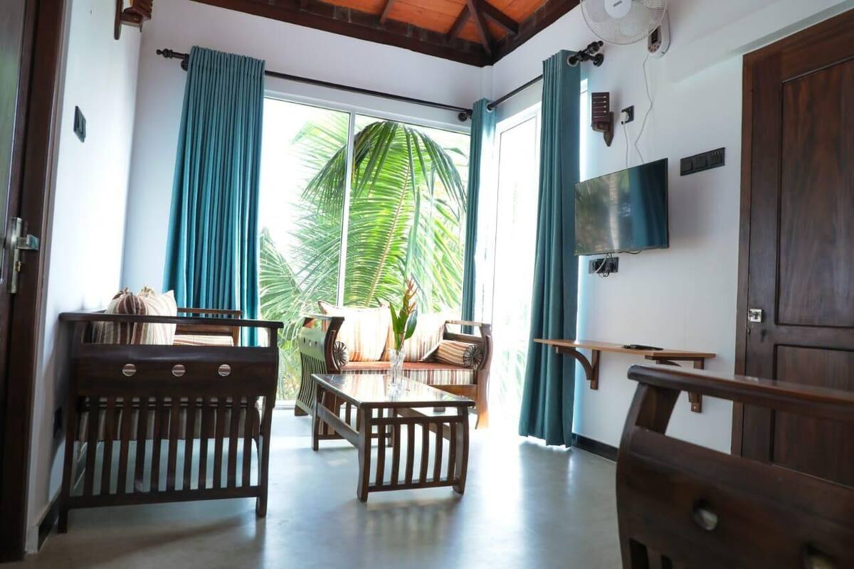 Deluxe Apartment | Living area