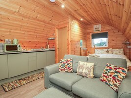 Cottage | 1 bedroom, individually decorated, individually furnished, free WiFi