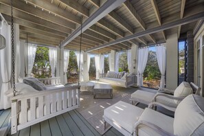 Terrace/patio - Beachfront in Seaside w/Incredible Gulf Views, Pet Friendly + 2 Adult Bikes! (Santa Rosa Beach)