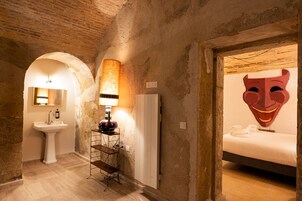 Atypique | 1 間睡房、高級寢具、特厚豪華床墊、房內夾萬