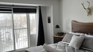 2 chambres, fer et planche à repasser, Wi-Fi gratuit, draps fournis