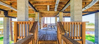 Waterfront Scallop & Fish Spot! Private Dock 2 boats + Ice Machine—Pet Friendly