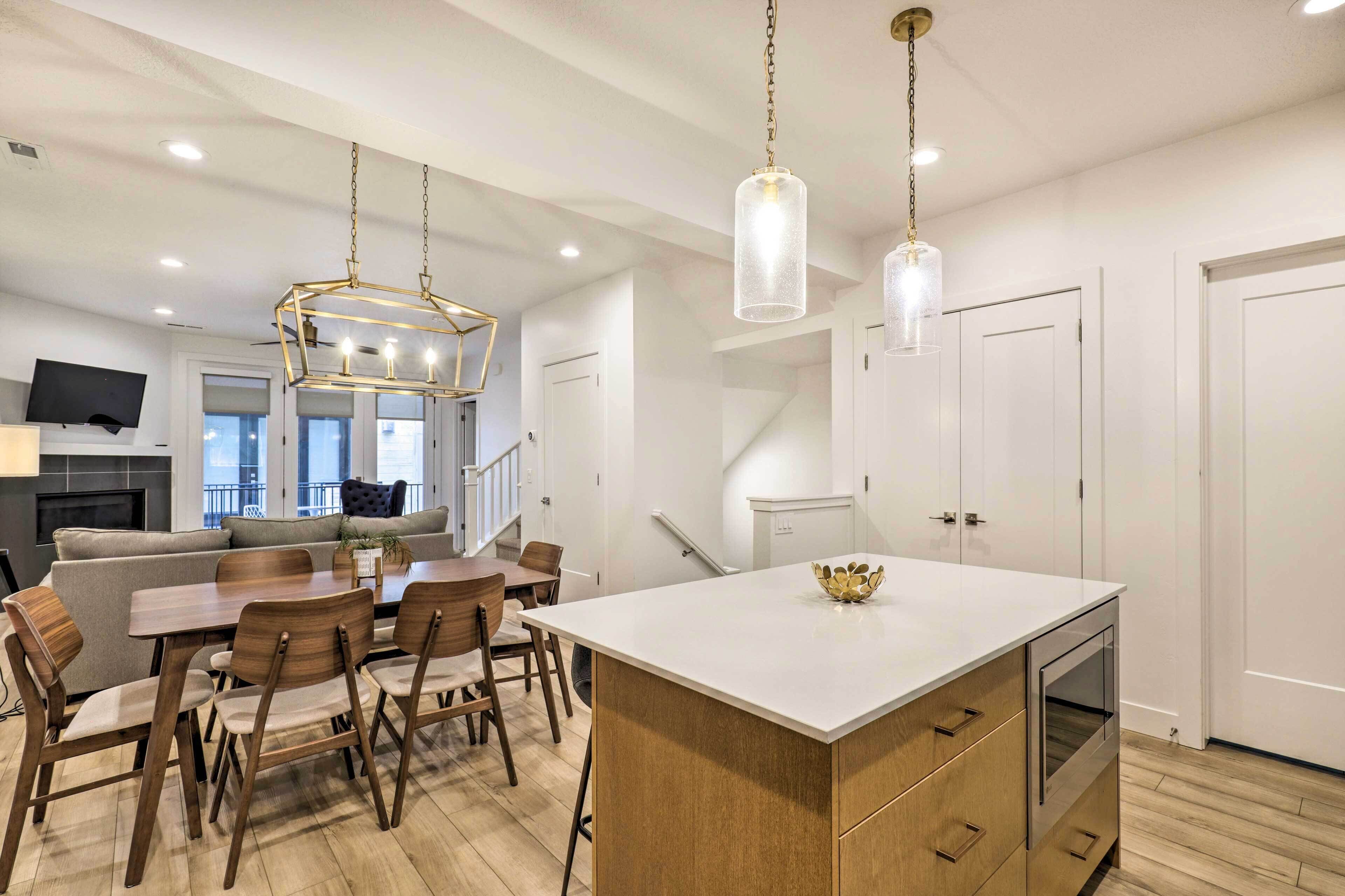 3-story Provo Townhome: 1 Mi To Byu! - 프로보