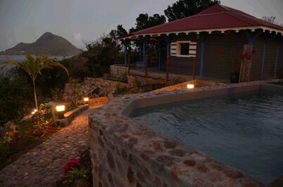 4* "Cases créoles" with private pools