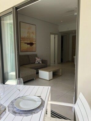 Smart TV - Montécrista: Modern & cozy 1-room apartment (Peryebre)