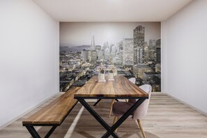 Dining - Bright and Airy 2BR in the Heart of Roma Norte (Mexico City)