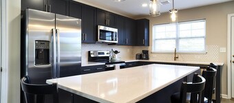 Vista Villa! New Condo near Sand Springs Country Club