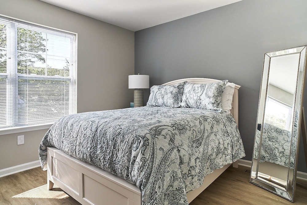 Vista Villa! New Condo near Sand Springs Country Club Drums Vrbo