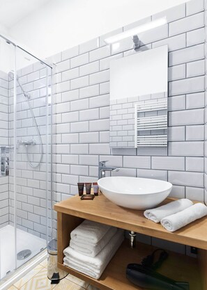 Shower, hair dryer, bathrobes, towels - Lorelei Pension Adults Only (Gyenesdias)