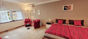 2 bedrooms, iron/ironing board, travel crib, free WiFi