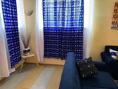 3-bedroom apartment 5 minutes from the beach